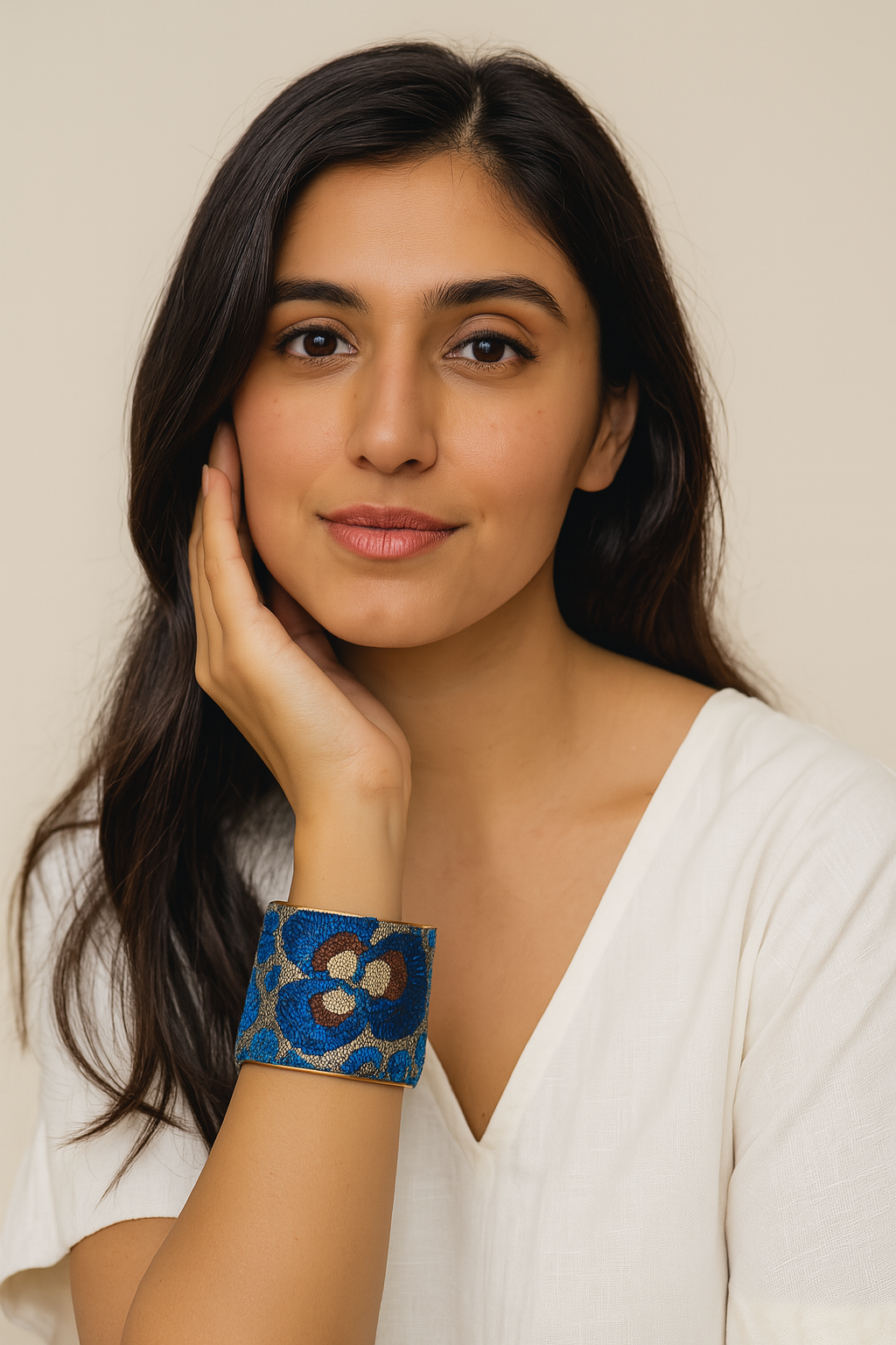 Jonnah - Cuff Bracelet